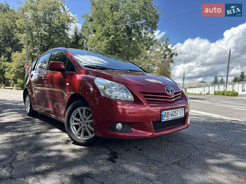 Toyota Verso 2010