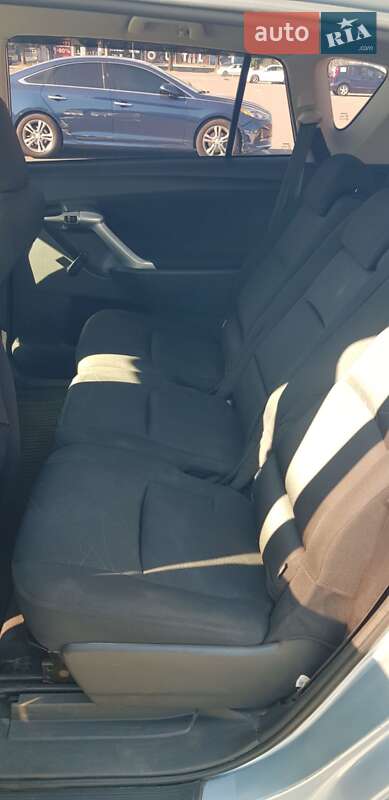 Мінівен Toyota Verso 2010 в Києві