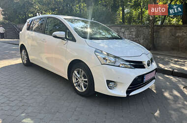 Мінівен Toyota Verso 2013 в Житомирі