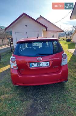 Минивэн Toyota Verso 2011 в Богородчанах