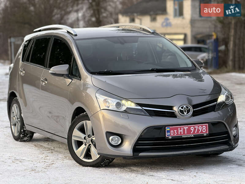 Минивэн Toyota Verso 2014 в Луцке фото 14 Минивэн Toyota Verso 2014 в Луцке