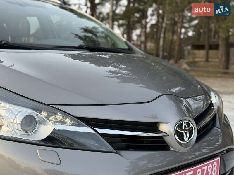 Минивэн Toyota Verso 2014 в Луцке фото 28 Минивэн Toyota Verso 2014 в Луцке