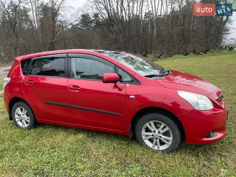 Toyota Verso 2012
