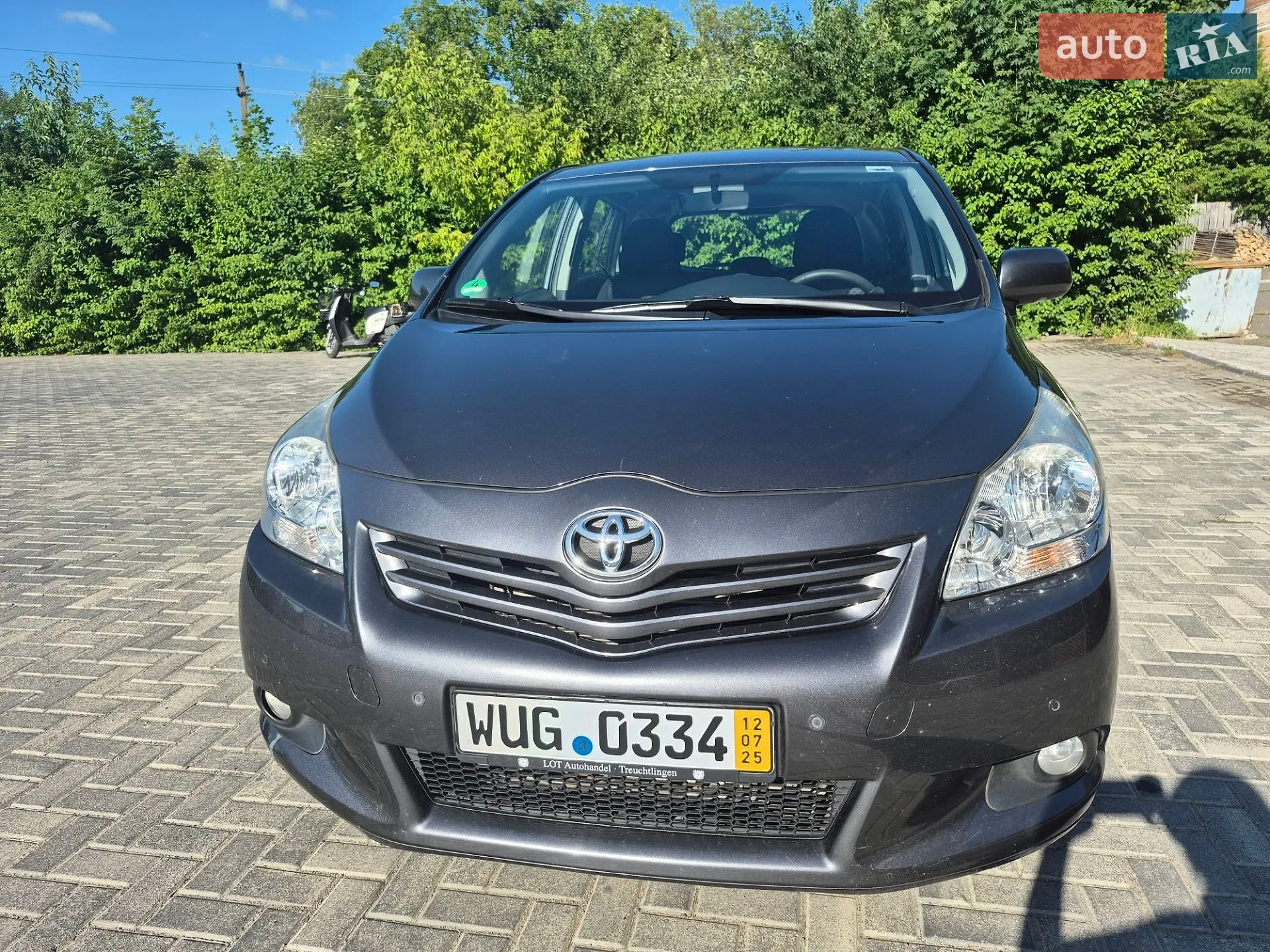 2010 Toyota Verso - мініатюра 2