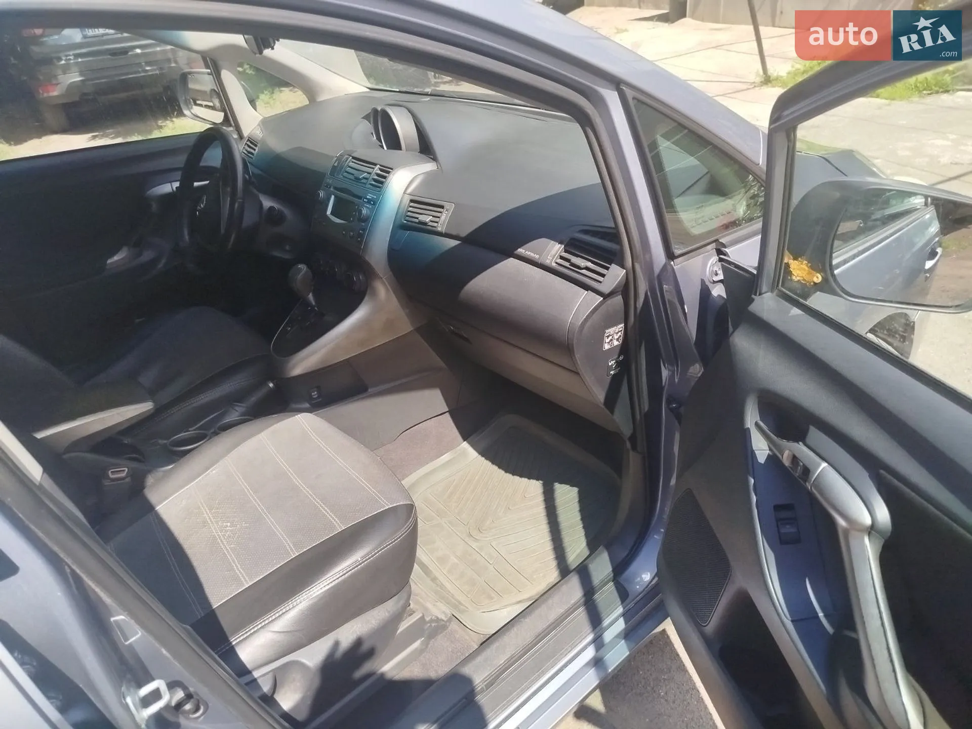 2010 Toyota Verso - мініатюра 3