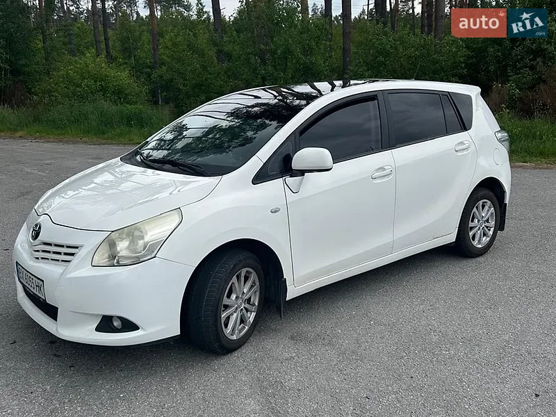Toyota Verso 2012