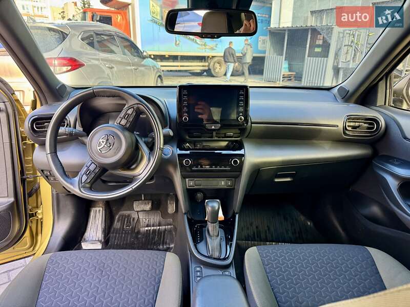 Позашляховик / Кросовер Toyota Yaris Cross 2023 в Вінниці