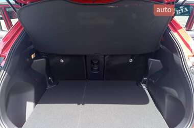 Внедорожник / Кроссовер Toyota Yaris Cross 2022 в 