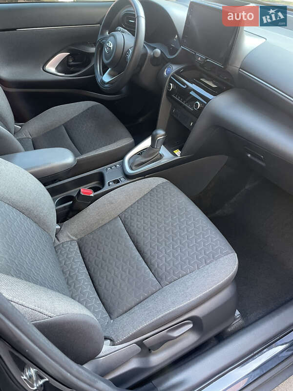 Внедорожник / Кроссовер Toyota Yaris Cross 2024 в Киеве