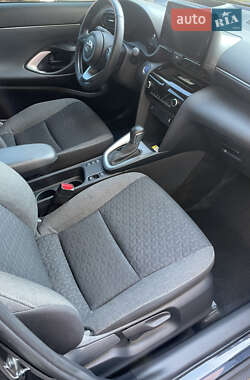 Позашляховик / Кросовер Toyota Yaris Cross 2024 в 