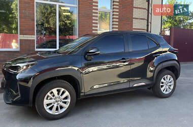 Позашляховик / Кросовер Toyota Yaris Cross 2024 в 