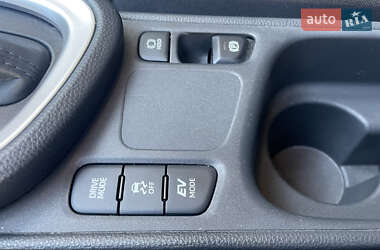 Позашляховик / Кросовер Toyota Yaris Cross 2024 в 