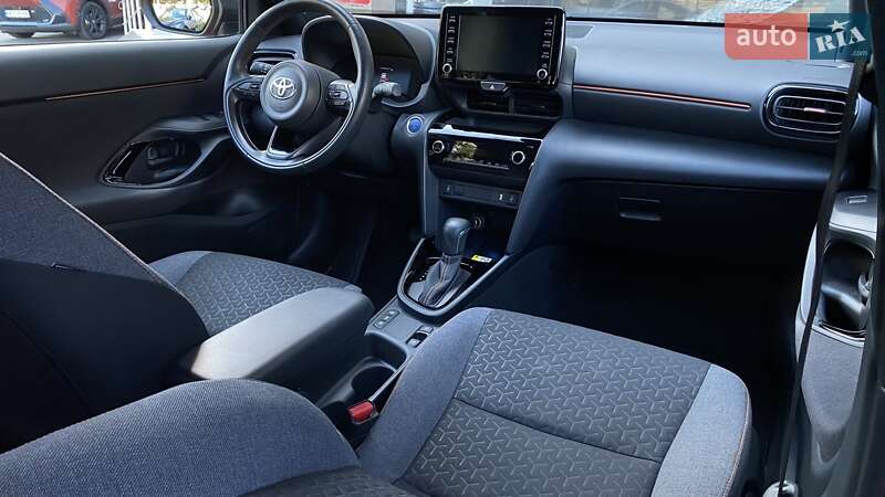 Внедорожник / Кроссовер Toyota Yaris Cross 2023 в Одессе