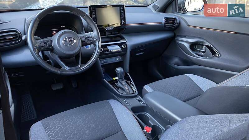 Внедорожник / Кроссовер Toyota Yaris Cross 2023 в Одессе