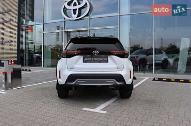 Внедорожник / Кроссовер Toyota Yaris Cross 2024 в 