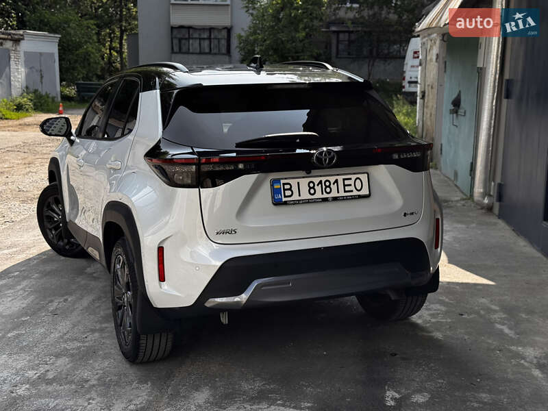 Внедорожник / Кроссовер Toyota Yaris Cross 2024 в Полтаве