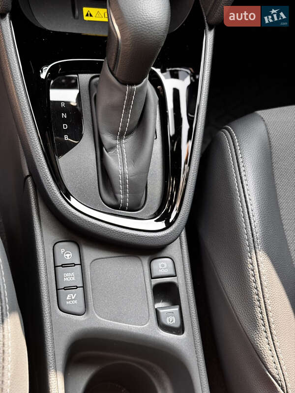 Внедорожник / Кроссовер Toyota Yaris Cross 2024 в Полтаве