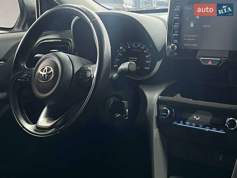 Внедорожник / Кроссовер Toyota Yaris Cross 2022 в Одессе