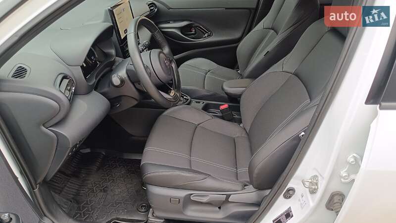Внедорожник / Кроссовер Toyota Yaris Cross 2024 в Киеве фото 11 Внедорожник / Кроссовер Toyota Yaris Cross 2024 в Киеве