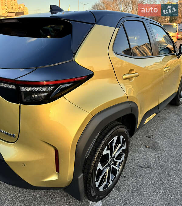 Внедорожник / Кроссовер Toyota Yaris Cross 2021 в Киеве