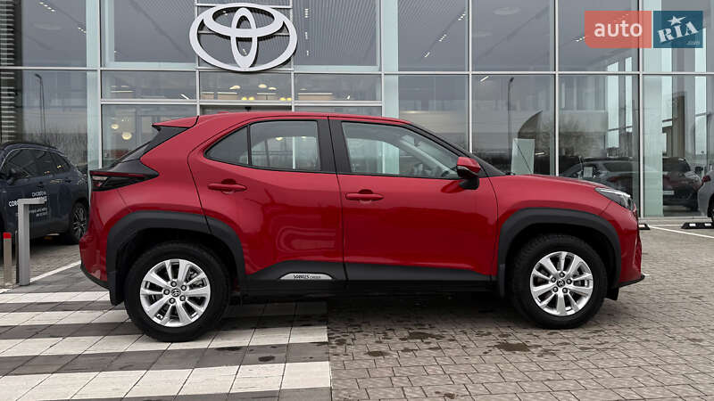 Внедорожник / Кроссовер Toyota Yaris Cross 2022 в Ровно фото 17 Внедорожник / Кроссовер Toyota Yaris Cross 2022 в Ровно