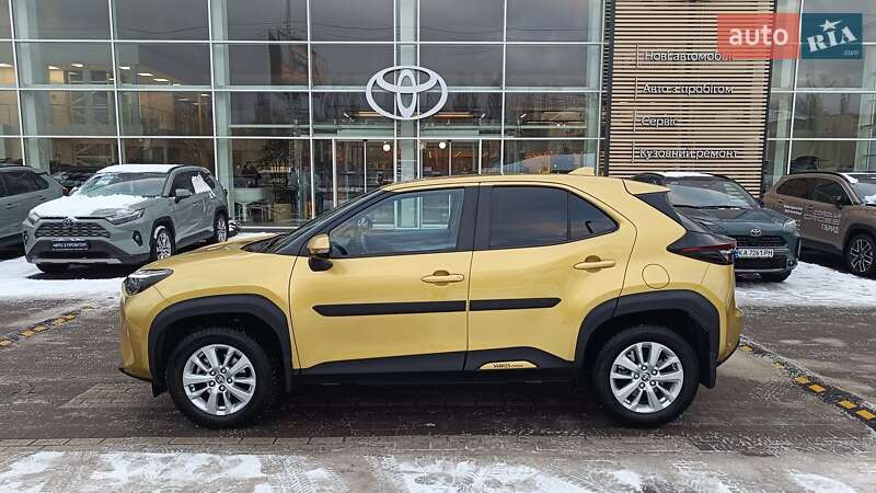 Внедорожник / Кроссовер Toyota Yaris Cross 2022 в Киеве