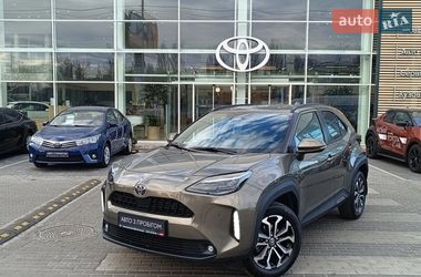 Внедорожник / Кроссовер Toyota Yaris Cross 2025 в Киеве