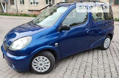 Минивэн Toyota Yaris Verso 2001 в Луцке