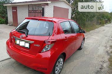 Хэтчбек Toyota Yaris 2012 в Житомире