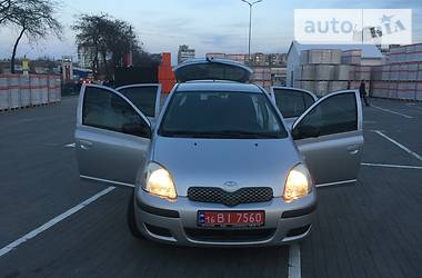  Toyota Yaris 2004 в Одессе