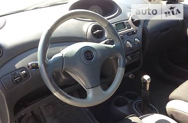 Хэтчбек Toyota Yaris 2001 в Одессе