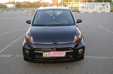 Хэтчбек Toyota Yaris 2008 в Киеве