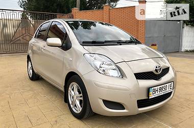 Хетчбек Toyota Yaris 2010 в Одесі