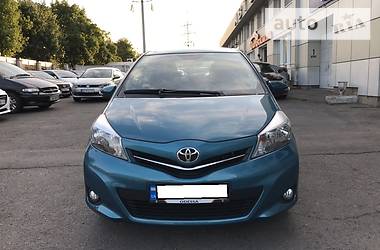 Хэтчбек Toyota Yaris 2013 в Одессе