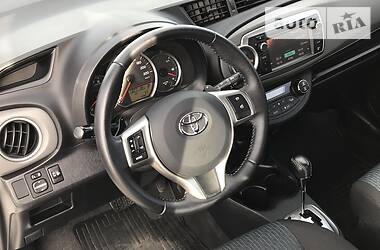 Хэтчбек Toyota Yaris 2012 в Одессе