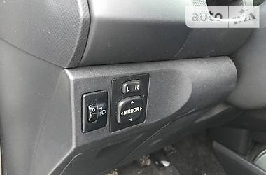 Хетчбек Toyota Yaris 2007 в 
