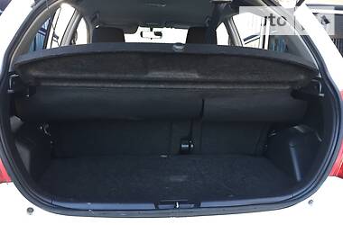 Хетчбек Toyota Yaris 2007 в 