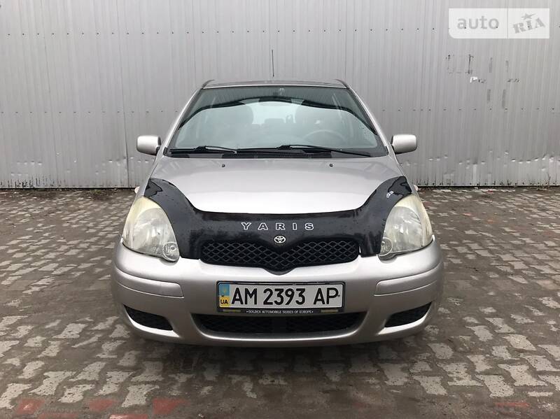 Хетчбек Toyota Yaris 2003 в Звягелі фото 2 Хетчбек Toyota Yaris 2003 в Звягелі