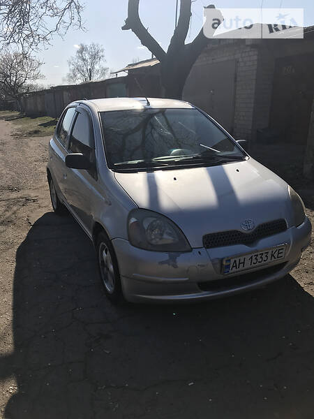Хетчбек Toyota Yaris 2001 в Краматорську