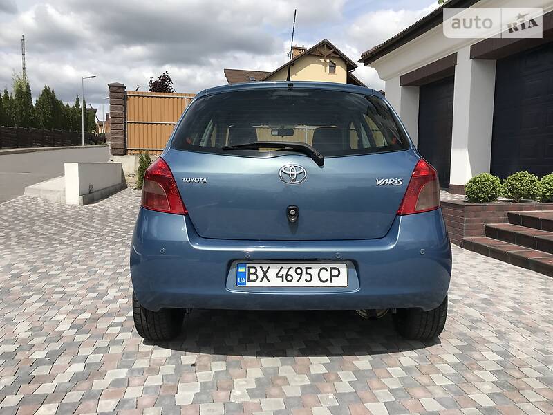 Хетчбек Toyota Yaris 2007 в Хмельницькому