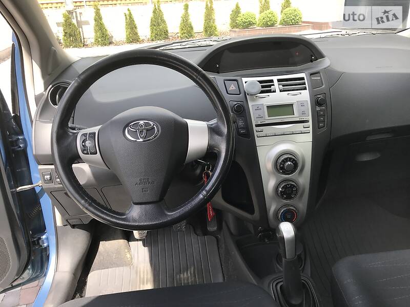 Хетчбек Toyota Yaris 2007 в Хмельницькому