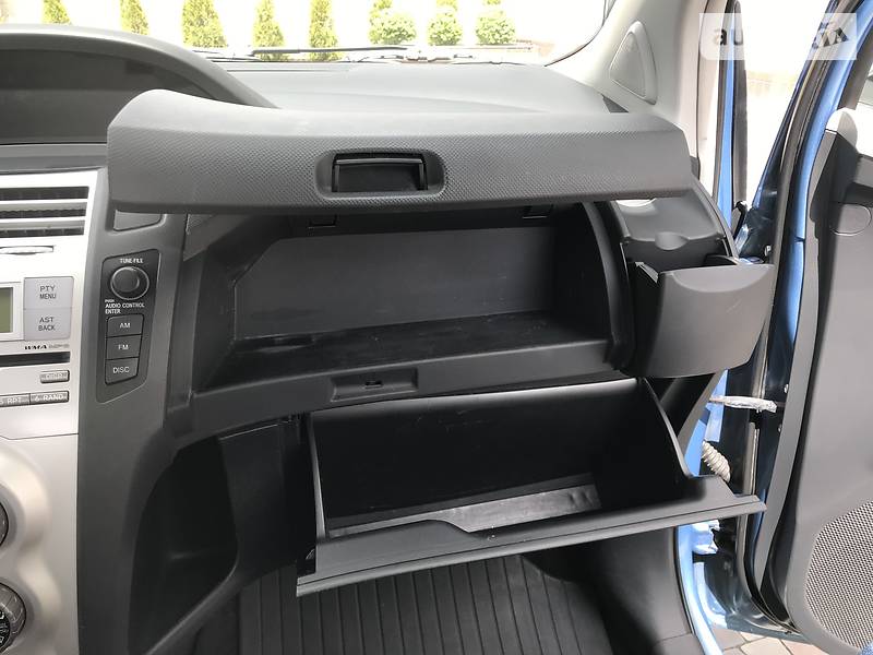 Хетчбек Toyota Yaris 2007 в Хмельницькому