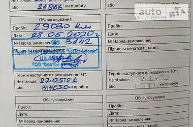 Хетчбек Toyota Yaris 2016 в 