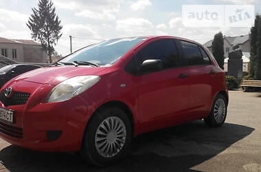 Хетчбек Toyota Yaris 2008 в  фото 30 Хетчбек Toyota Yaris 2008 в