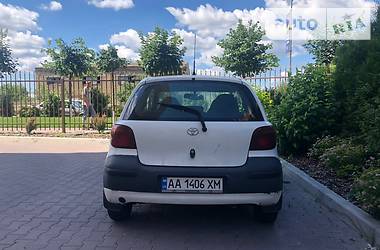 Купе Toyota Yaris 2003 в Киеве