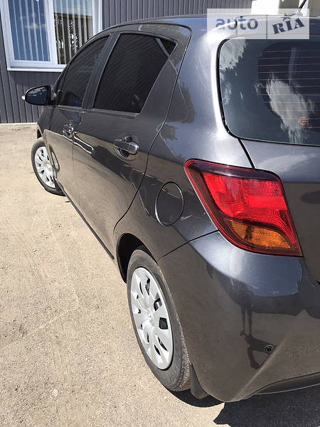 Хетчбек Toyota Yaris 2016 в Кривому Розі фото 7 Хетчбек Toyota Yaris 2016 в Кривому Розі