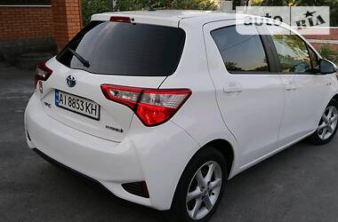 Хэтчбек Toyota Yaris 2018 в Киеве