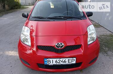 Купе Toyota Yaris 2009 в Кременчуге