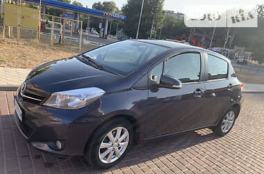 Хетчбек Toyota Yaris 2014 в Черкасах