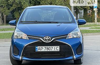 Хэтчбек Toyota Yaris 2015 в Запорожье